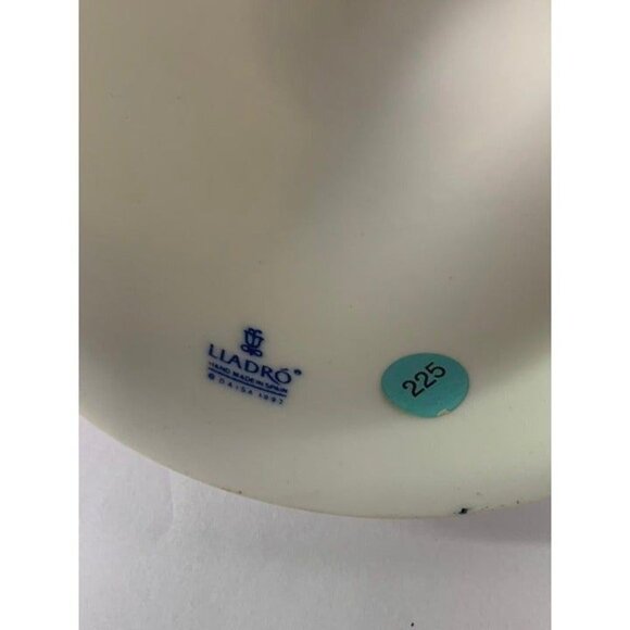 Lladro Porcelain Christmas Ornament 1993 - Picture 4 of 5